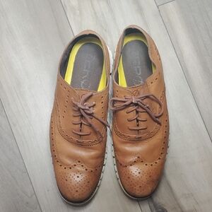 Elegant Tan Leather Derby Shoes